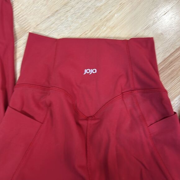 Joja Pocket Spin Leggings in Cardinal Red Size XS - Picture 4 of 5